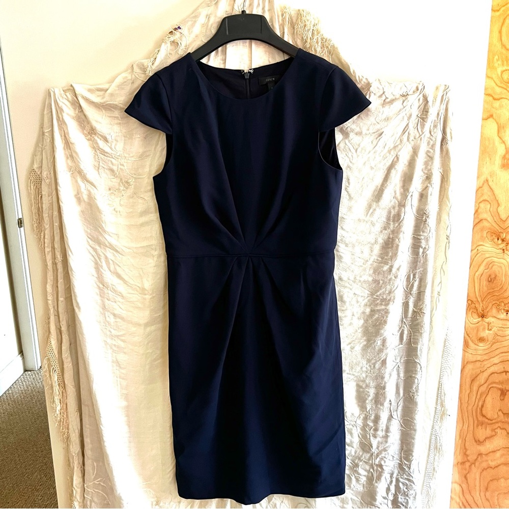 Crepe j.crew suiting dress in navy, size 8, like new!